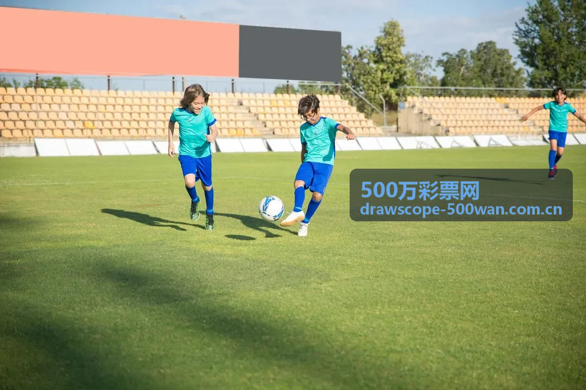 500万彩票网开奖数据页面背景图，展示数字方块排列视觉效果